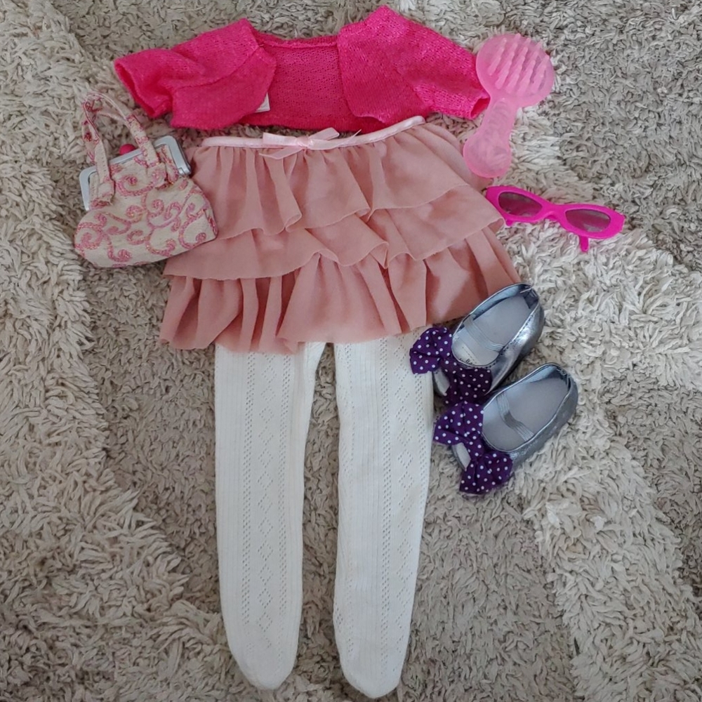 Doll accessories